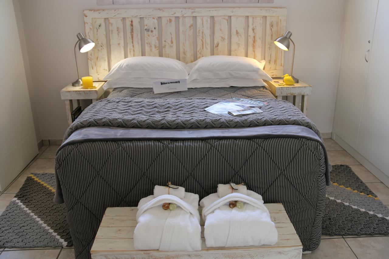 Albatross Guesthouse Langebaan Eksteriør billede