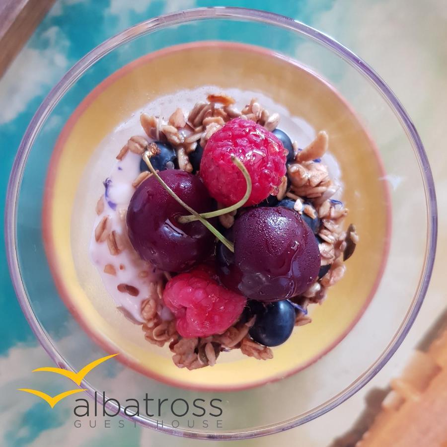 Albatross Guesthouse Langebaan Eksteriør billede